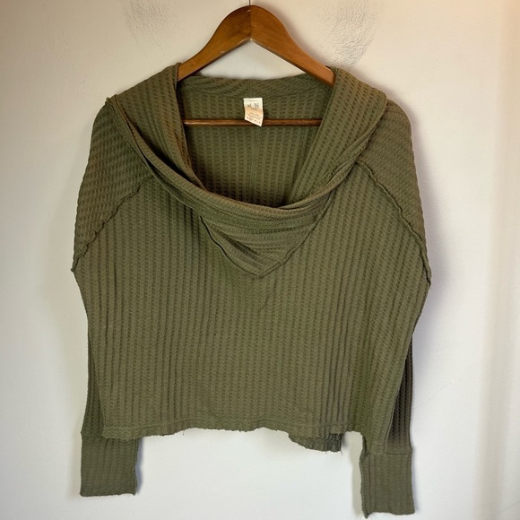 Free People Size XS Green Olive Cowl Neck Wildcat Thermal Pullover Top - Picture 5 of 7
